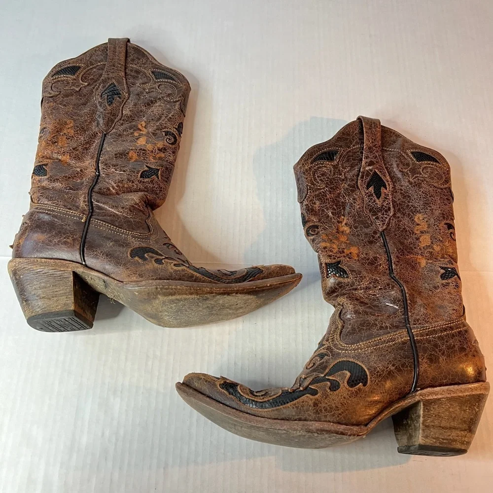 Corral preloved ❤️